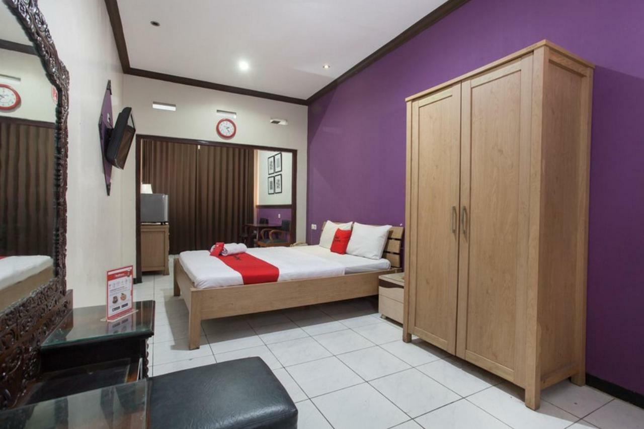 Reddoorz @ Urip Sumoharjo Hotel Surabaya Eksteriør billede